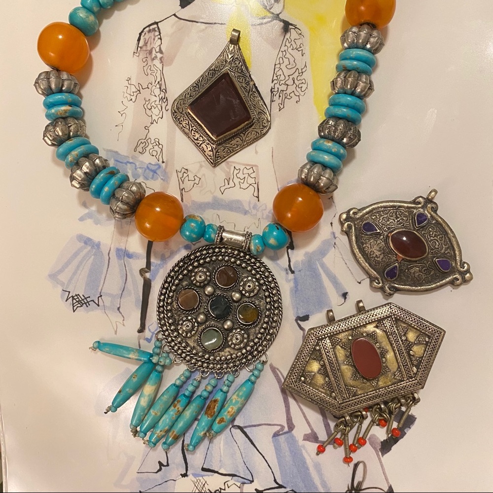 4 rare vintage stone necklaces and charm